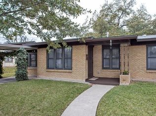 555 Cherry Ridge Dr, San Antonio, TX 78213