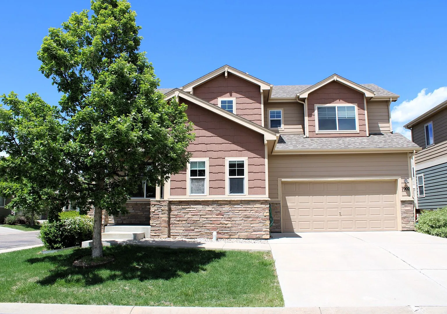 Stunning 3 Bedroom Home in North Fort Collins. — Photo 2