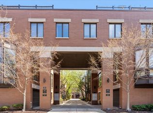 1447 N Cleveland Ave APT G, Chicago, IL 60610