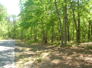 15 Randall Rd, Southampton, NY 11968