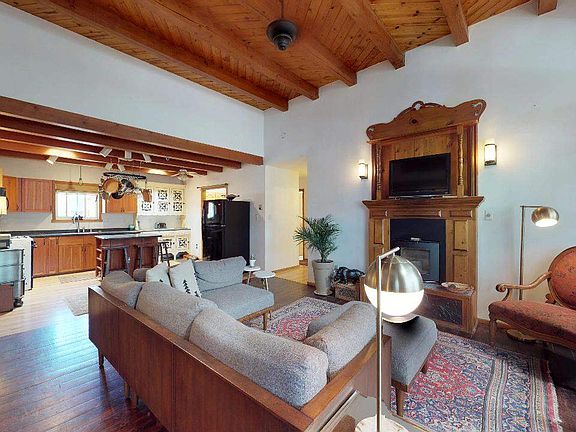 2nd image of 1273 Senda Del Valle