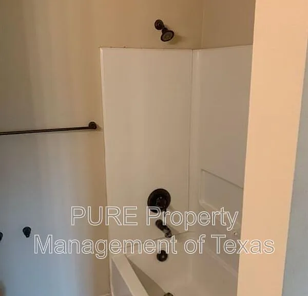 1144 Brendon Lee Ln — Photo 15