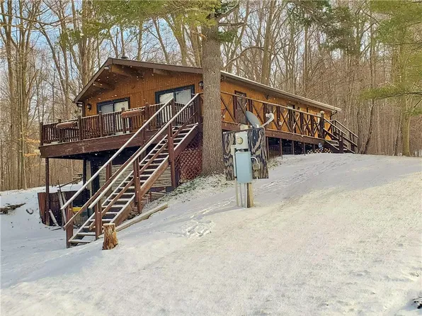 3306 State Route 364, Penn Yan, NY 14527