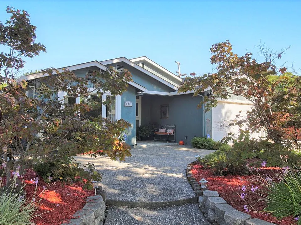 143 Arroyo Grande Way