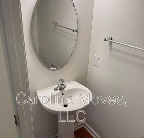 405 Christiane Way — Photo 18