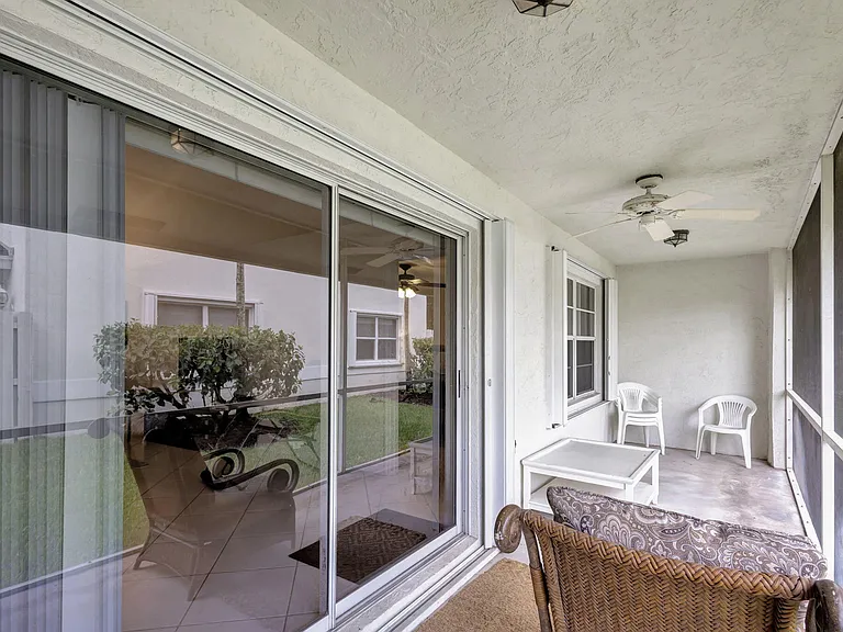 13810 Yarmouth Dr — Photo 19