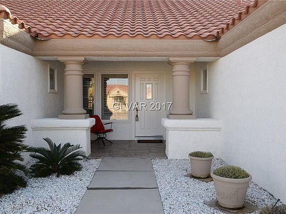 3rd image of 9421 Elmbrook Ct