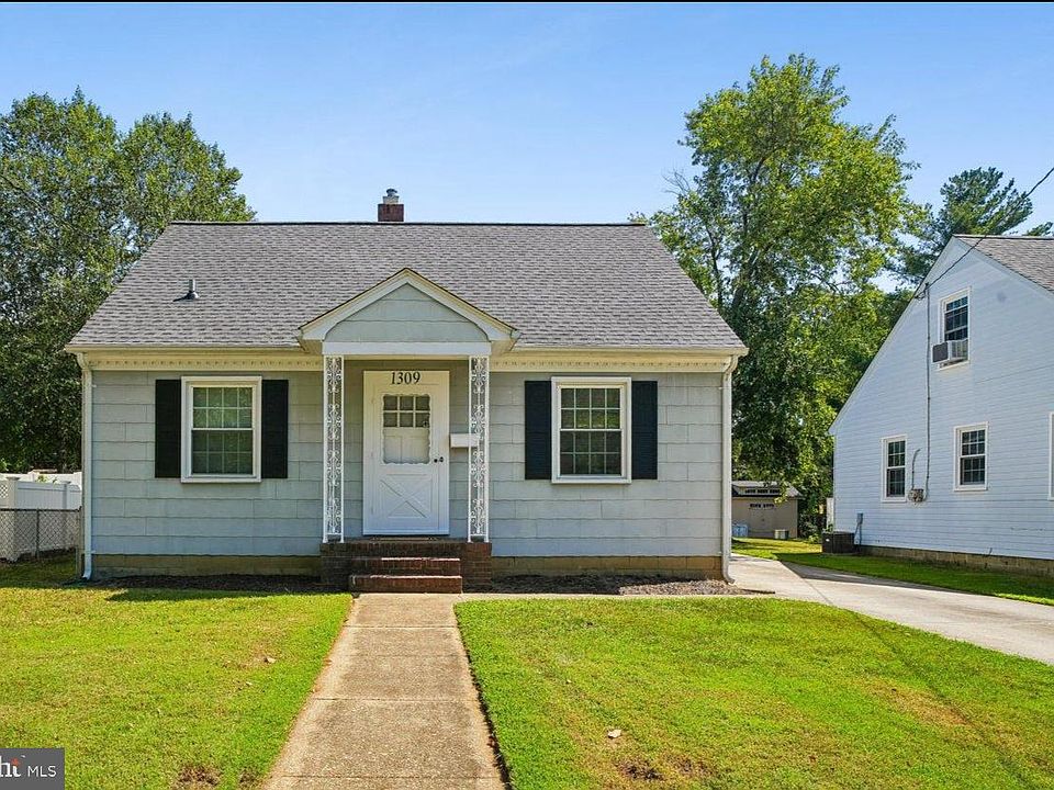 1st image of 1309 President St