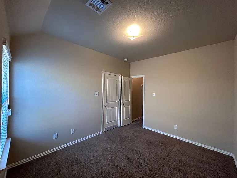 2204 Tranquility Ln — Photo 22