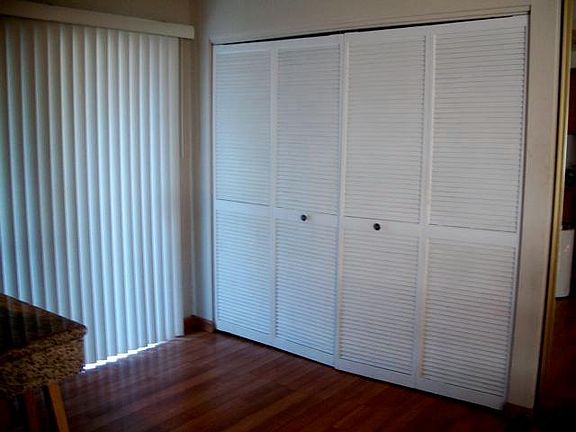 Washer & dryer closet with full size appliances