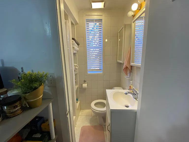 20 Hanover Ave #O — Photo 13