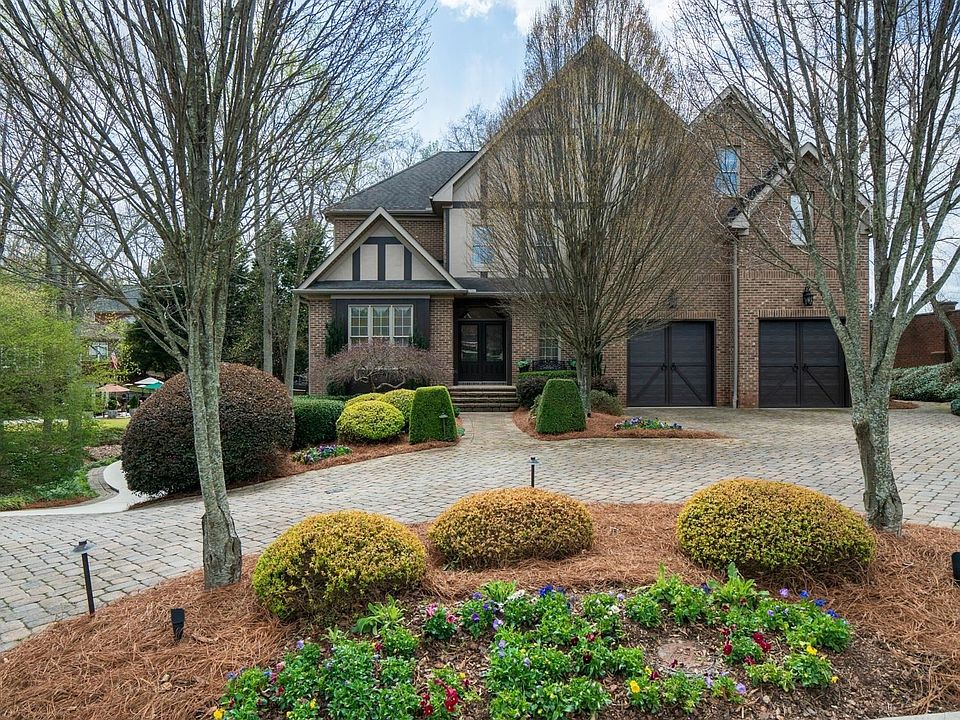 1st image of 12 Chancellors Park Ct