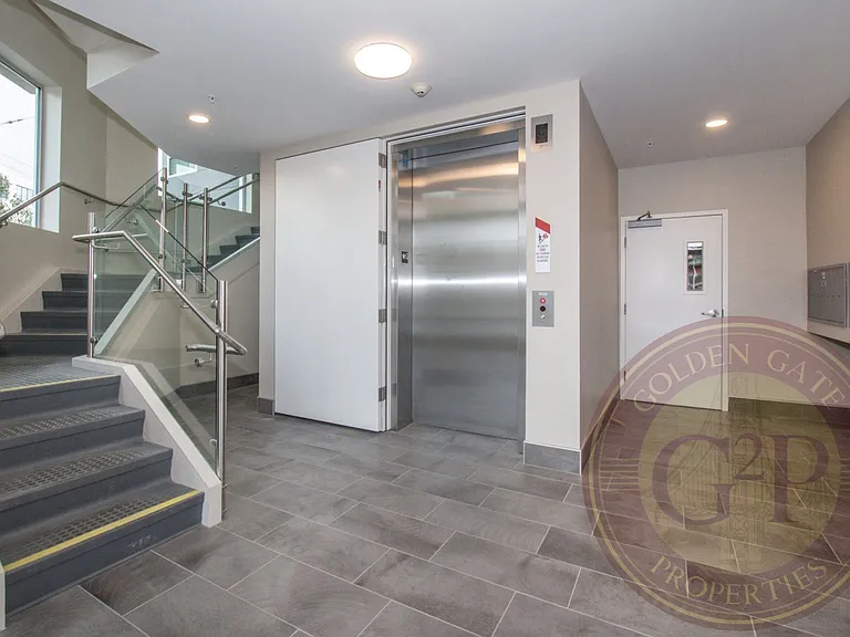 1255 Columbus Ave — Photo 5