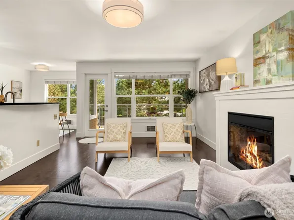 22910 90th Avenue W #B406, Edmonds, WA 98026