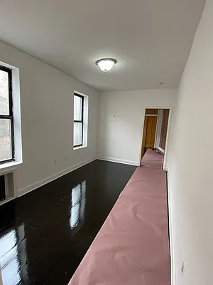 Rented by Legacy Realty Group NYC LLC | media 6