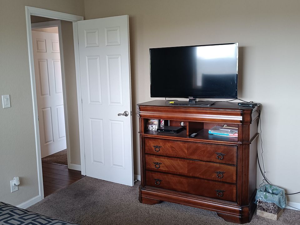 2nd image of 36746 Peach Ct