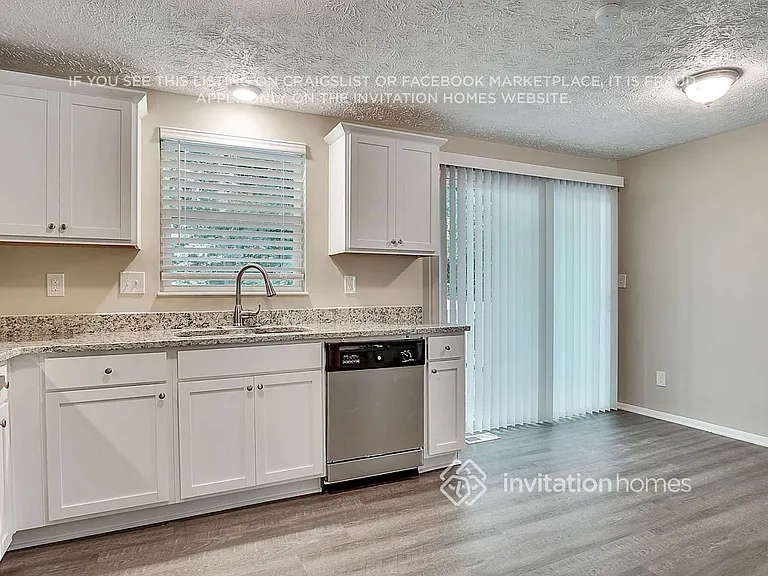 5224 Martins Crossing Rd — Photo 8