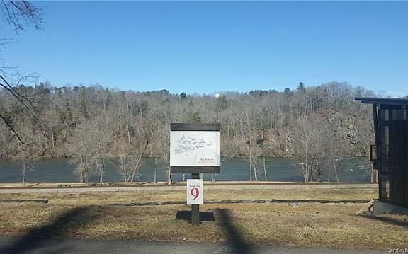 3rd image of 24 River Run