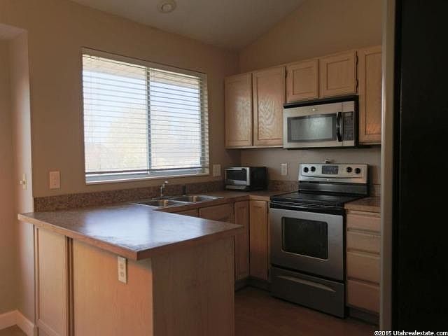 2nd image of 5076 W Banquet Ave
