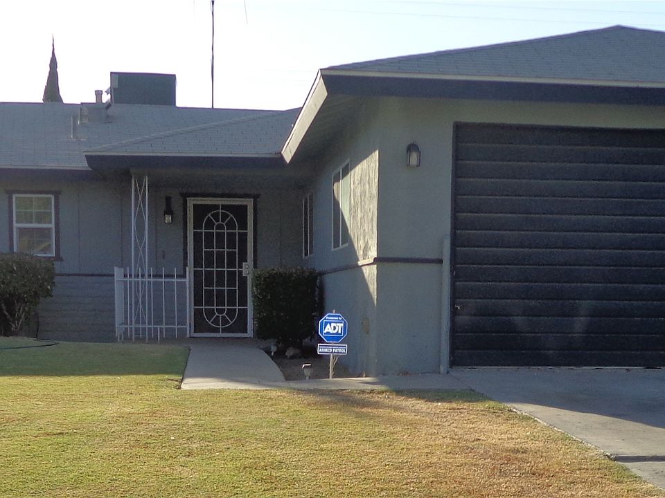 2nd image of 5809 Camp St
