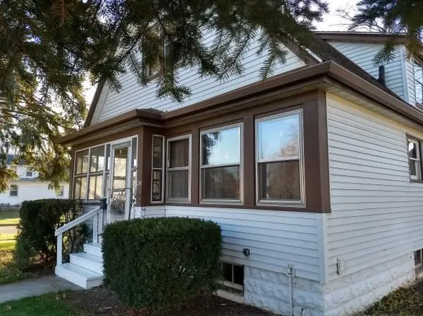 903 Cornelia St, Janesville, WI 53545