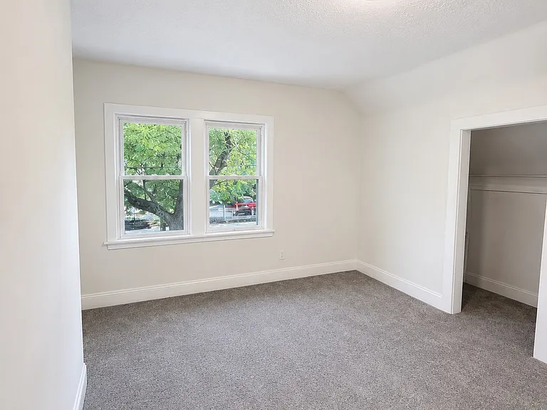 2002 Valentine Ave #2 — Photo 15
