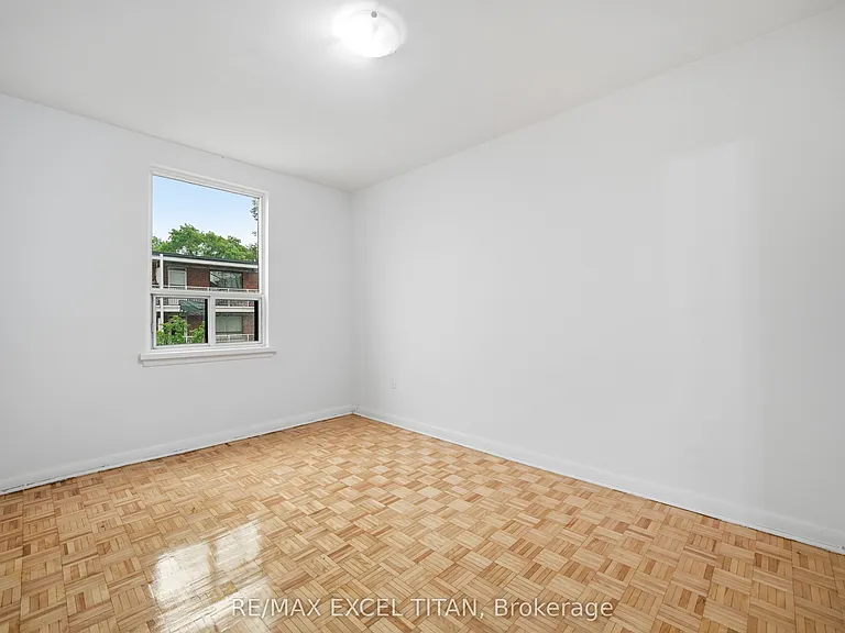 4 Hill Heights Rd #305 — Photo 8