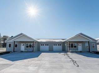 1105-1111 Whitney St, Pender, NE 68047