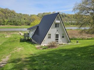 3398 Kress Lane, Potosi, WI 53820