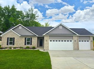 296 Auburn Ridge Dr, Troy, MO 63379