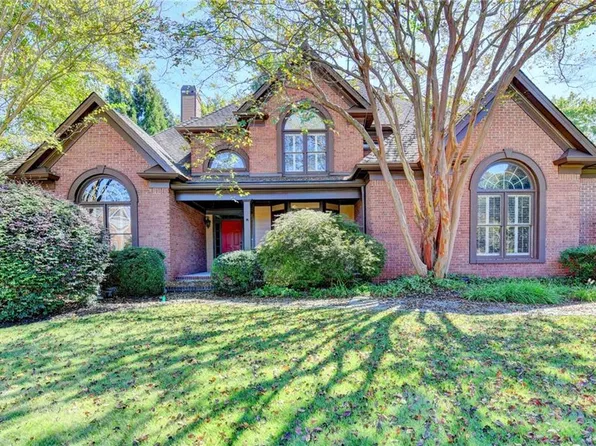 4081 Blue Iris Holw, Peachtree Corners, GA 30092