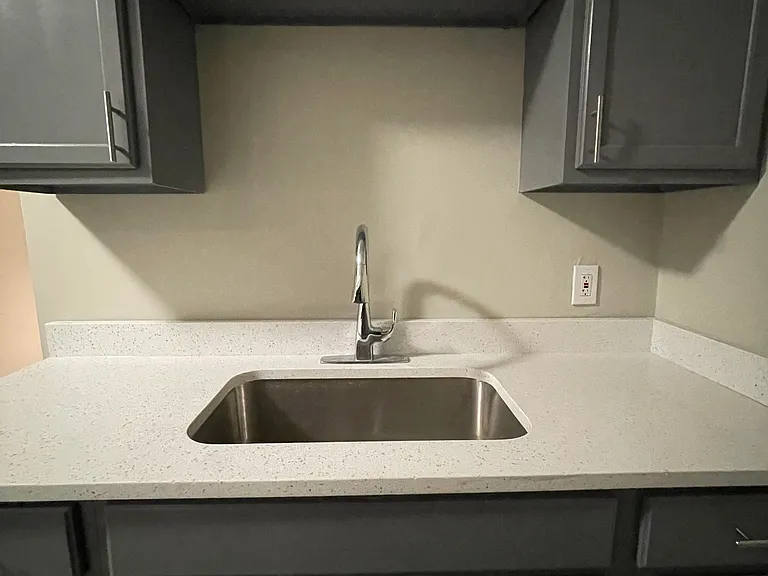 1715 Kinney Ave #2 — Photo 6