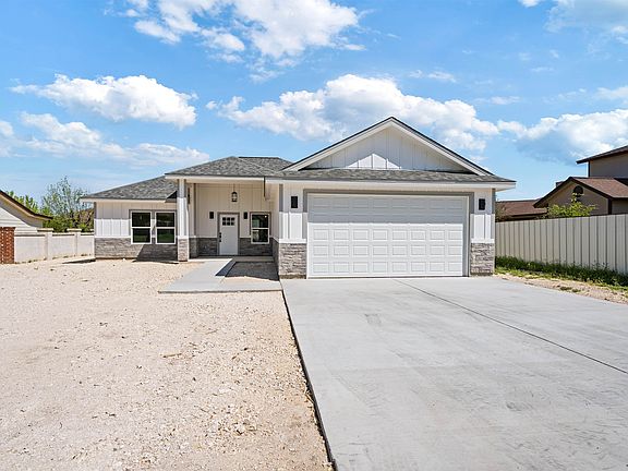 2nd image of 125 Katrina Dr