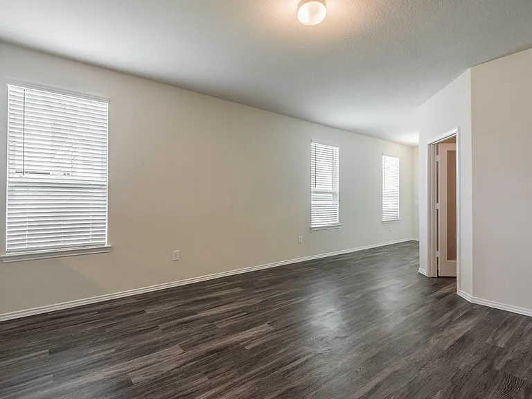 5715 Pampus Prairie Rd — Photo 5