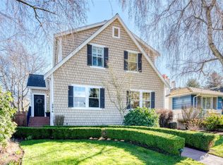 3614 29th Ave W, Seattle, WA 98199