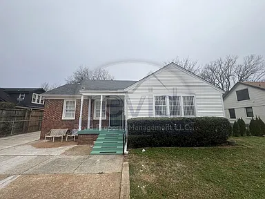 Rowland 623 - 623 E Pkwy S Memphis TN | Zillow