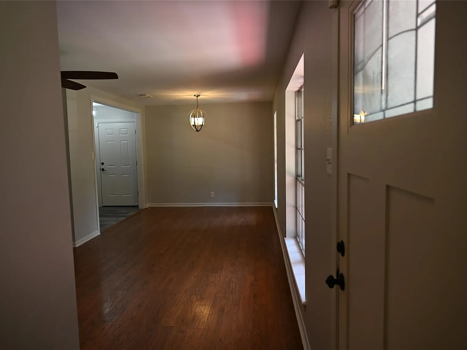 4 bed, 3.0 bath, 2156 sqft, $2,500 — Photo 4