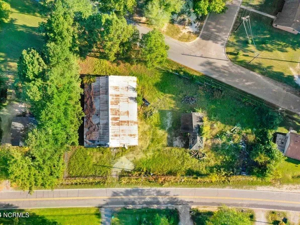 6-12 Whitaker Street, Enfield, NC 27823