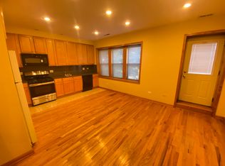 1402 N Ashland Ave APT 2F, Chicago, IL 60622