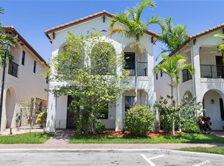 3820 NW 84th Way, Cooper City, FL 33024