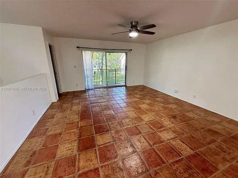 110 Gardens Dr #203 — Photo 6