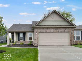 275 Hunters Ridge Dr, Danville, IN 46122