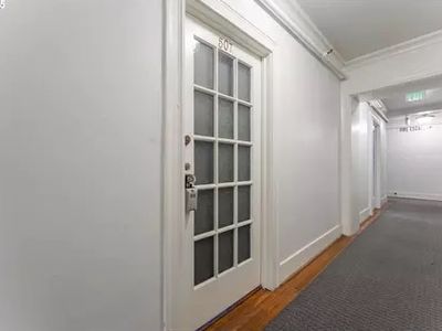 1811 NW Couch St APT 507, Portland, OR, 97209