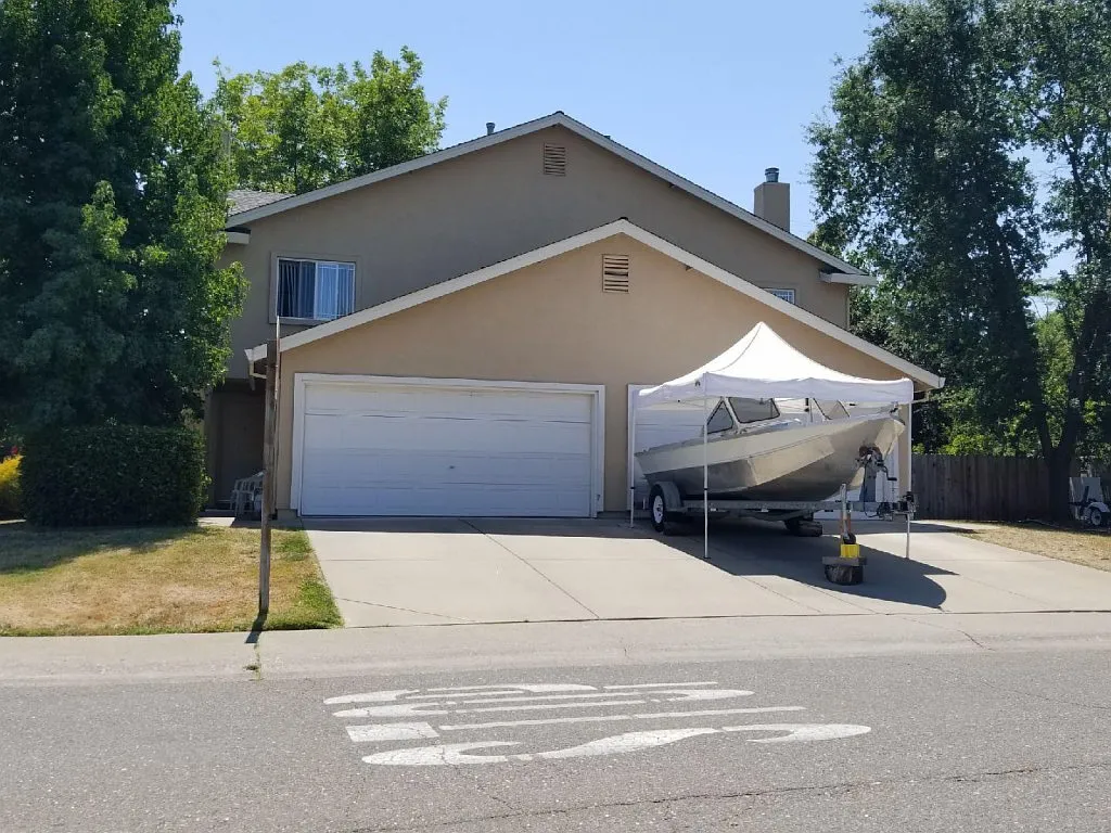 2526 McGregor Dr photo 1
