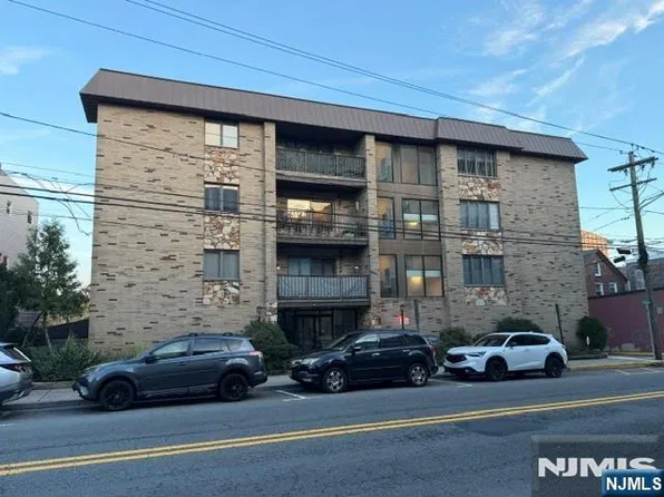 314 Palisades Avenue #C4, Cliffside Park, NJ 07010