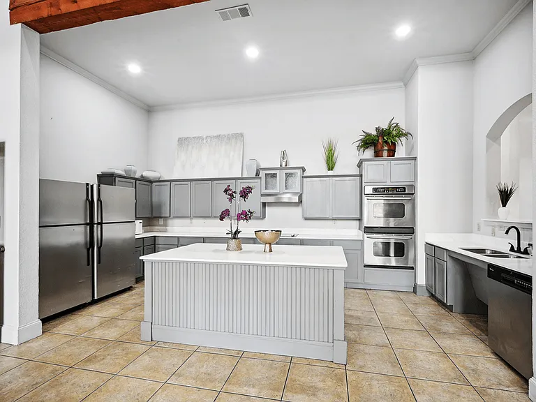 Nolen Grand Apartments — Photo 13