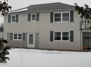 53 State St, Middleport, NY 14105