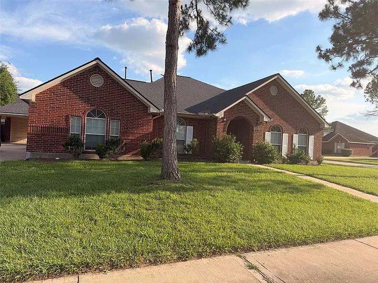 11308 Madison Ct — Photo 19