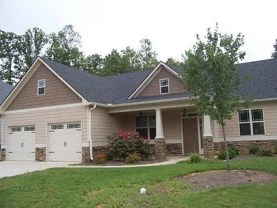 12 Birch Pl photo 1