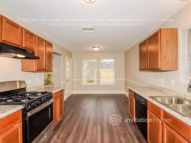8318 Black Pool St — Photo 6